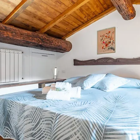 La Casetta Arcolana! Your Medieval Getaway Appartamento *