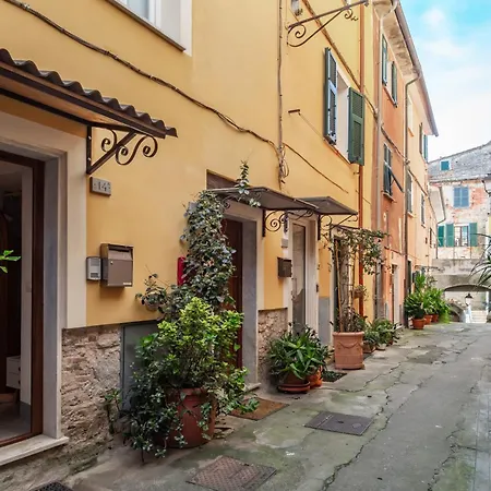 La Casetta Arcolana! Your Medieval Getaway Apartamento *